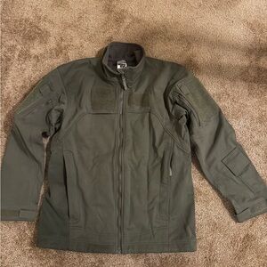 Massif elements Green Jacket. Size medium regular.